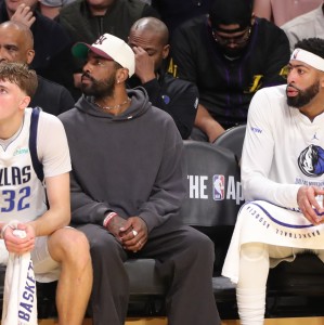 皇冠体育官网-芬利：球迷肯定想看三状元联手 但这次交易能为球队提供灵活性