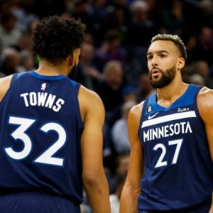 7战6败跌至西部倒数第三 森林狼空喊口号仍在输球