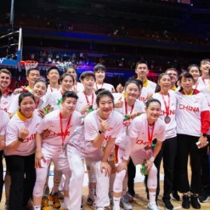 2022国内篮球十大新闻：女篮完美绽放 辽宁CBA夺冠